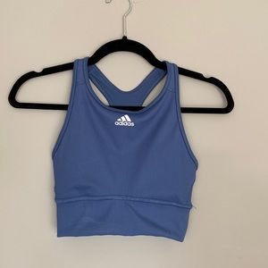 Adidas sports bra size xs (never worn)